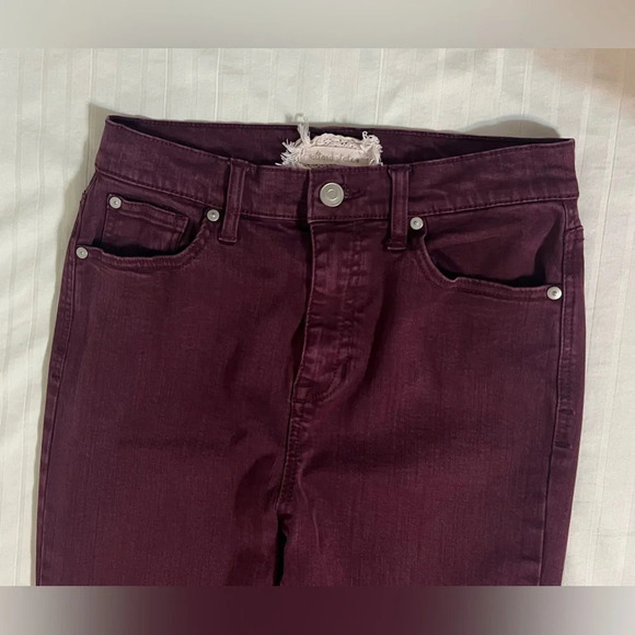 Altar’d State wine colored high rise jeggings skinny jeans. Size 27/5 A2 - Picture 5 of 10